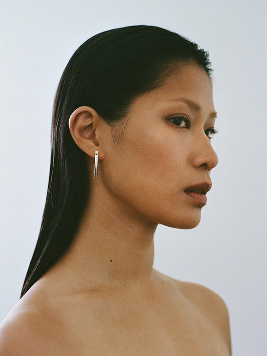 18k white gold circle screw piercing earring made in france