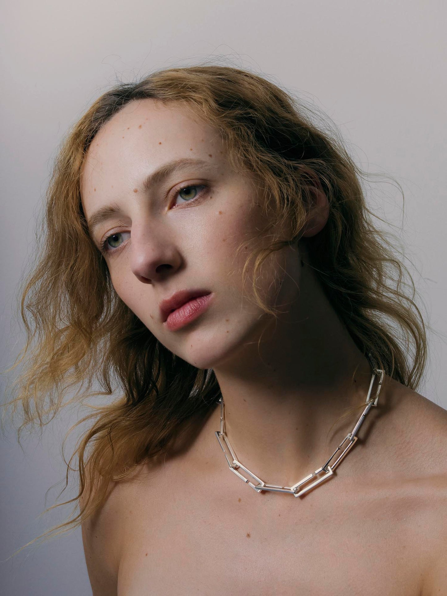 Collier Lambda square avec 1 pièce en or