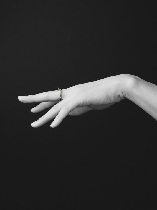 Phi ring - yellow gold