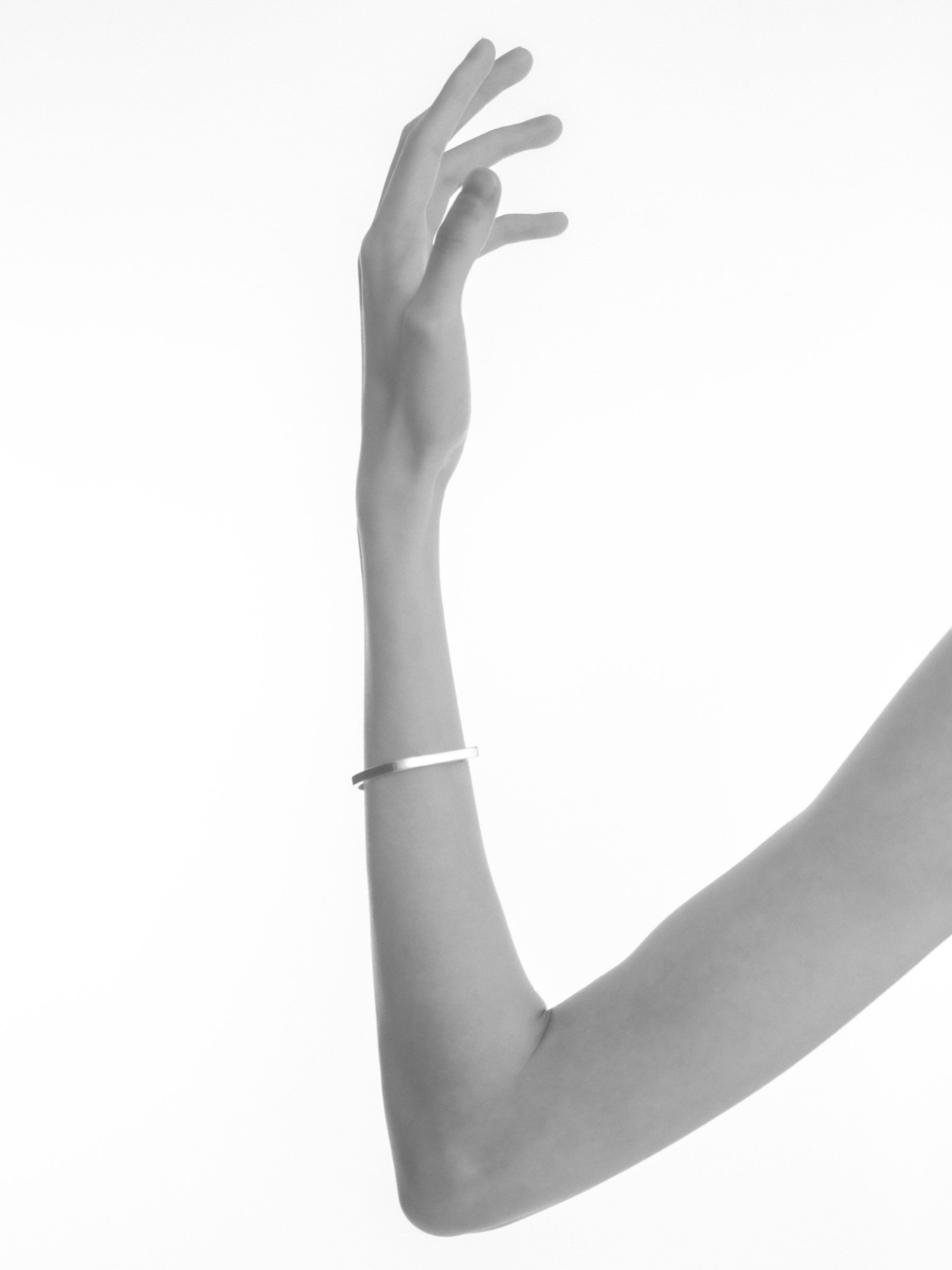 Omega circle bracelet