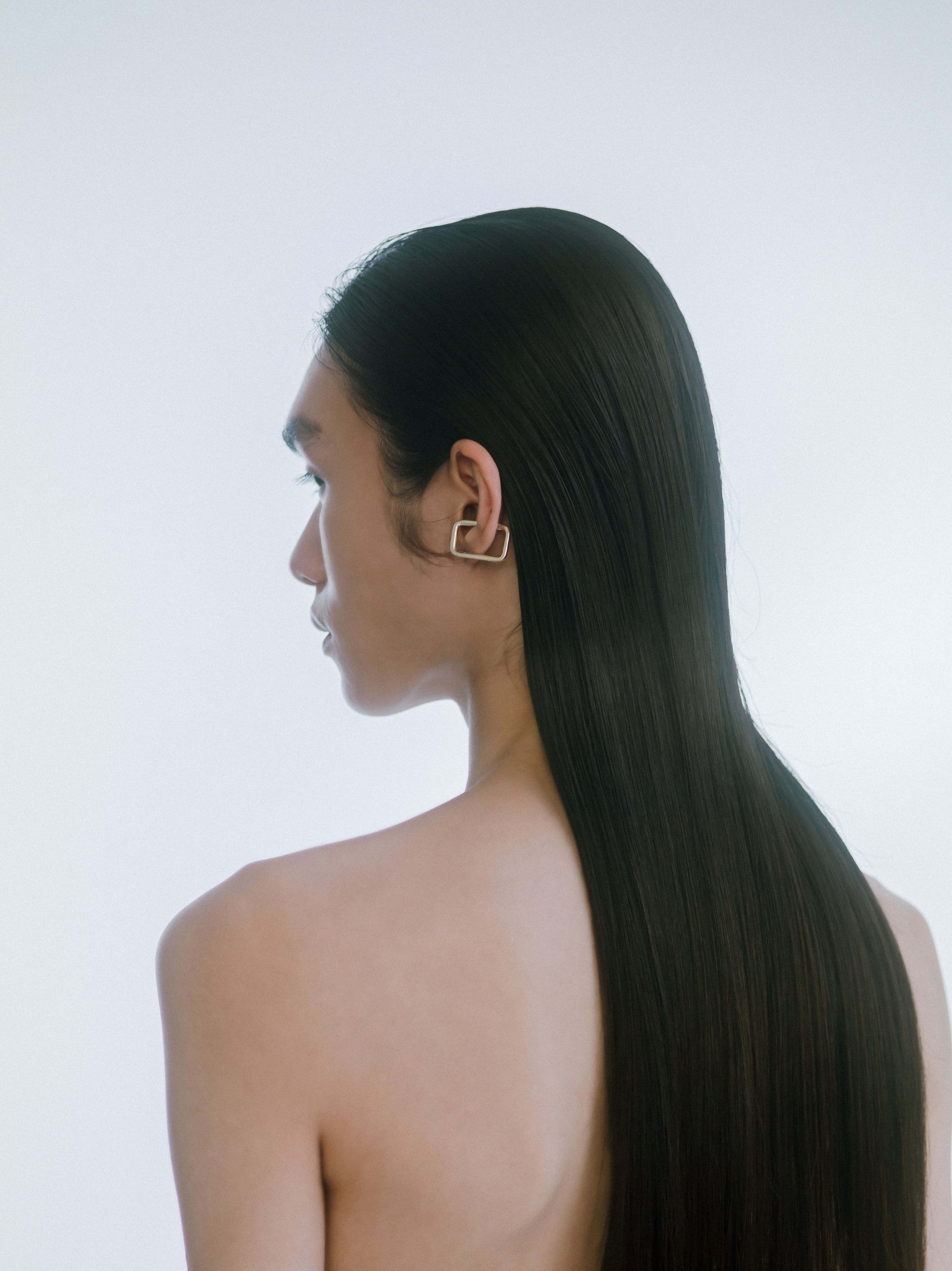 Tau square ear cuff