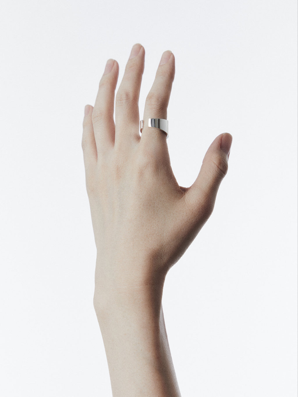 Apatheia ring