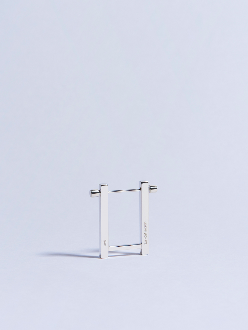 18k white gold screw piercing earrings made in france