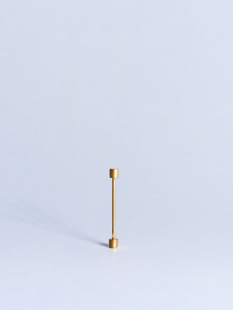 18k yellow gold circle screw piercing earring