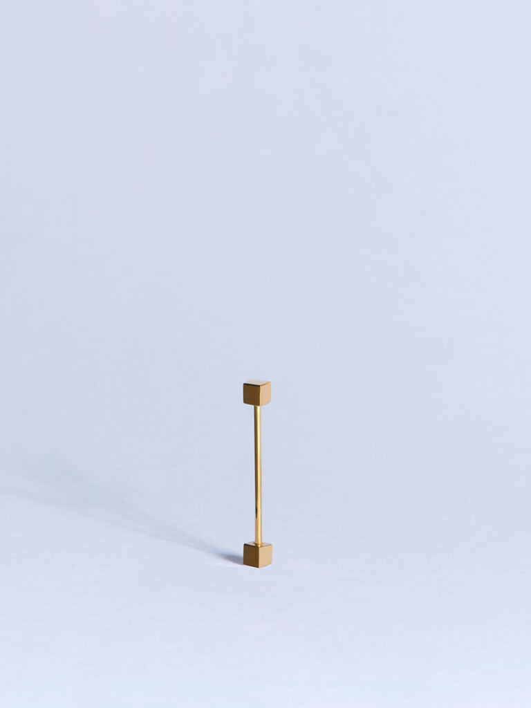 18k yellow gold square screw piercing earring